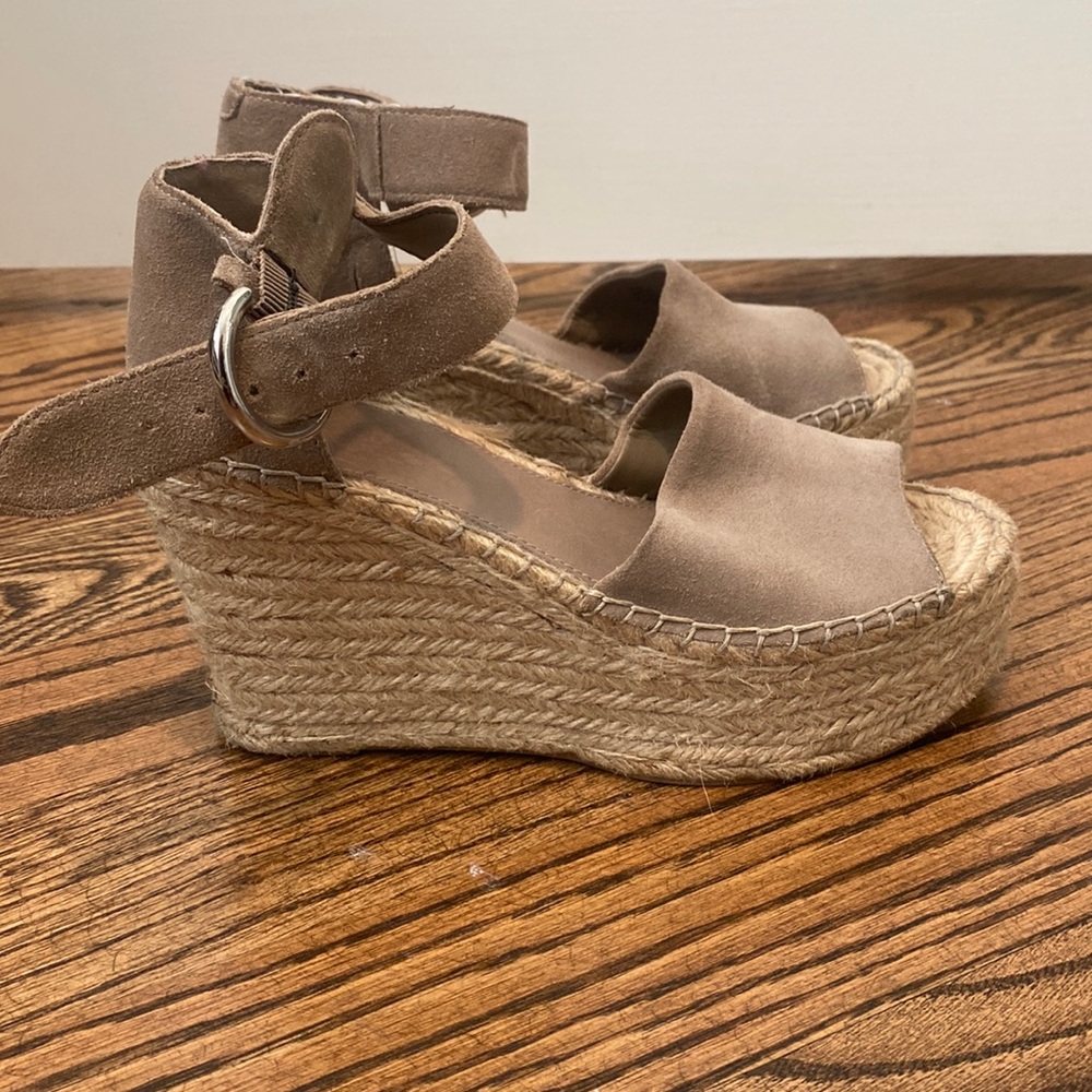 Marc fisher wedges
